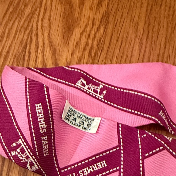 Hermes Pink Twilly Scarf - Picture 2 of 4